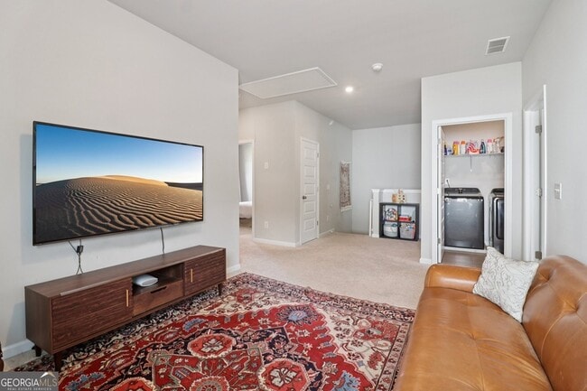 Building Photo - 3890 Clarington Dr