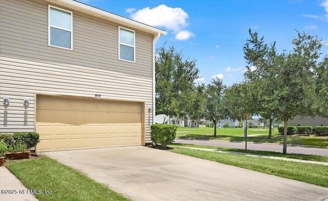 Building Photo - 612 Wishing Wy