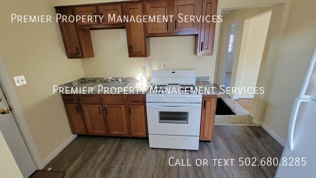 Building Photo - 2 bed one bath in  PRP