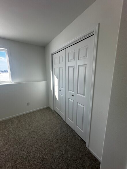 Building Photo - 6310 83rd Ave S