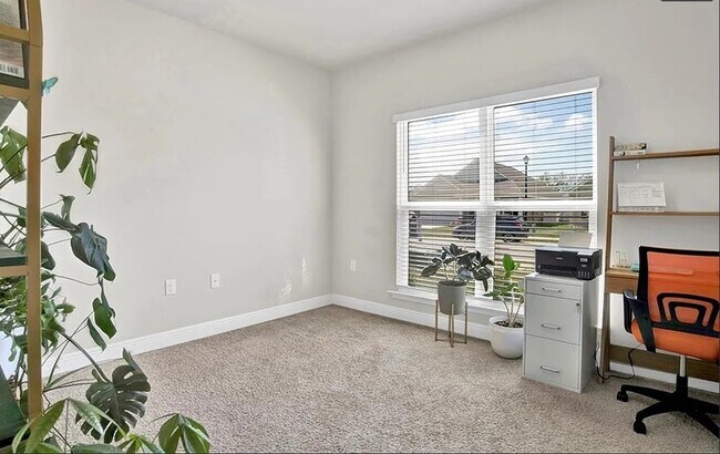 Building Photo - 24253 Alydar Lp