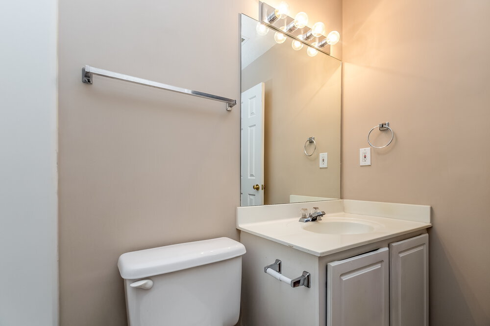 Building Photo - 4645 Valais Ct