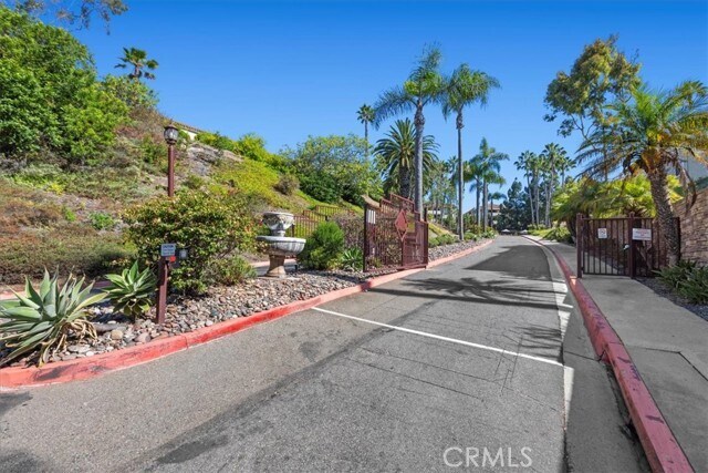 Building Photo - 3545 Paseo De Francisco