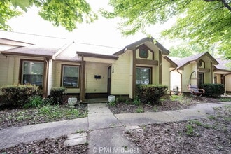 Building Photo - "Charming 2-Bed, 2-Bath Duplex in Prime Franklin Locale – Spacious 1,464 Sq Ft!"