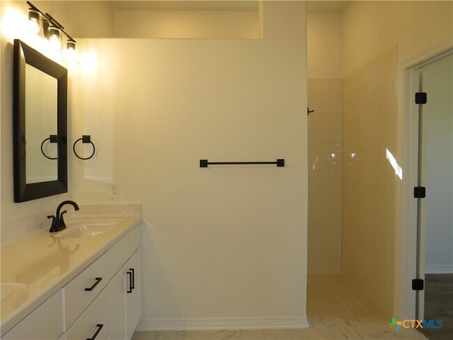 Building Photo - 3225 Tortuga Ct