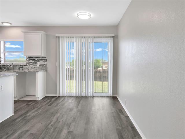 Building Photo - 235 Yale Blvd