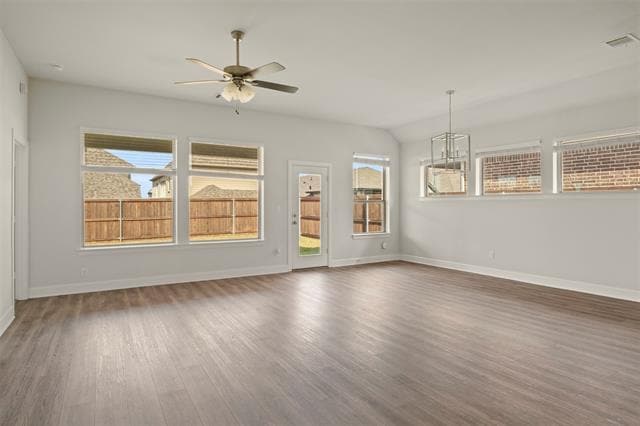 Building Photo - 2111 Clearwater Way