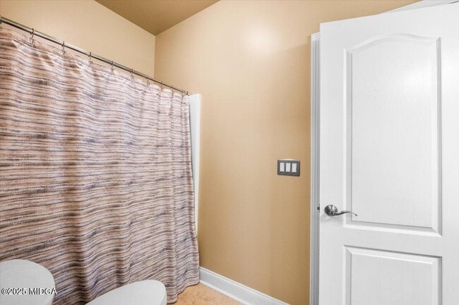 Building Photo - 204 Cashmere Ct