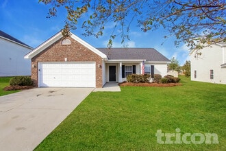 Building Photo - 455 Hunters Crossing Dr