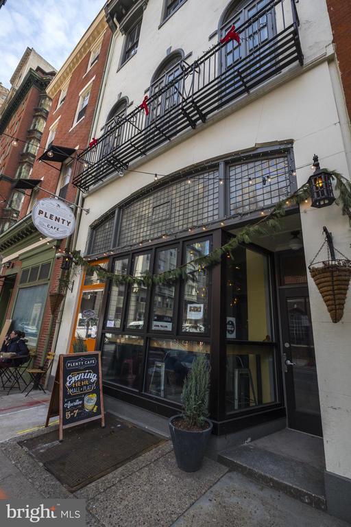 Building Photo - 1602 Spruce St