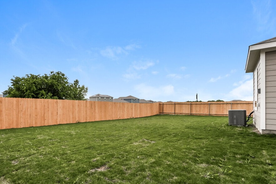 Building Photo - 201 Julian Davis Dr
