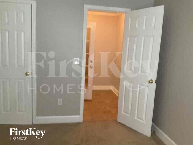 Building Photo - 170 Mills Creek Ln