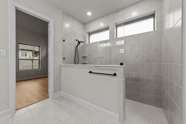 Building Photo - 3320 Abelia St