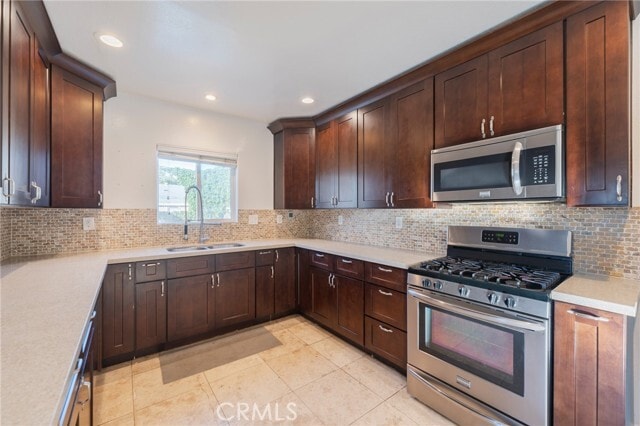 Building Photo - 727 Gaviota Ave