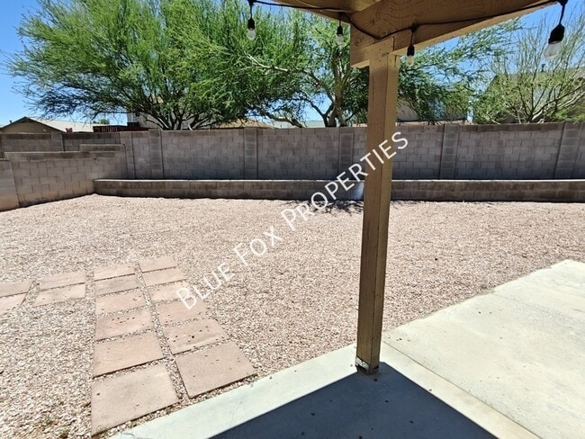 Building Photo - 3754 E White River Dr