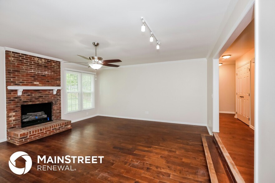 Building Photo - 8912 Rittenhouse Cir