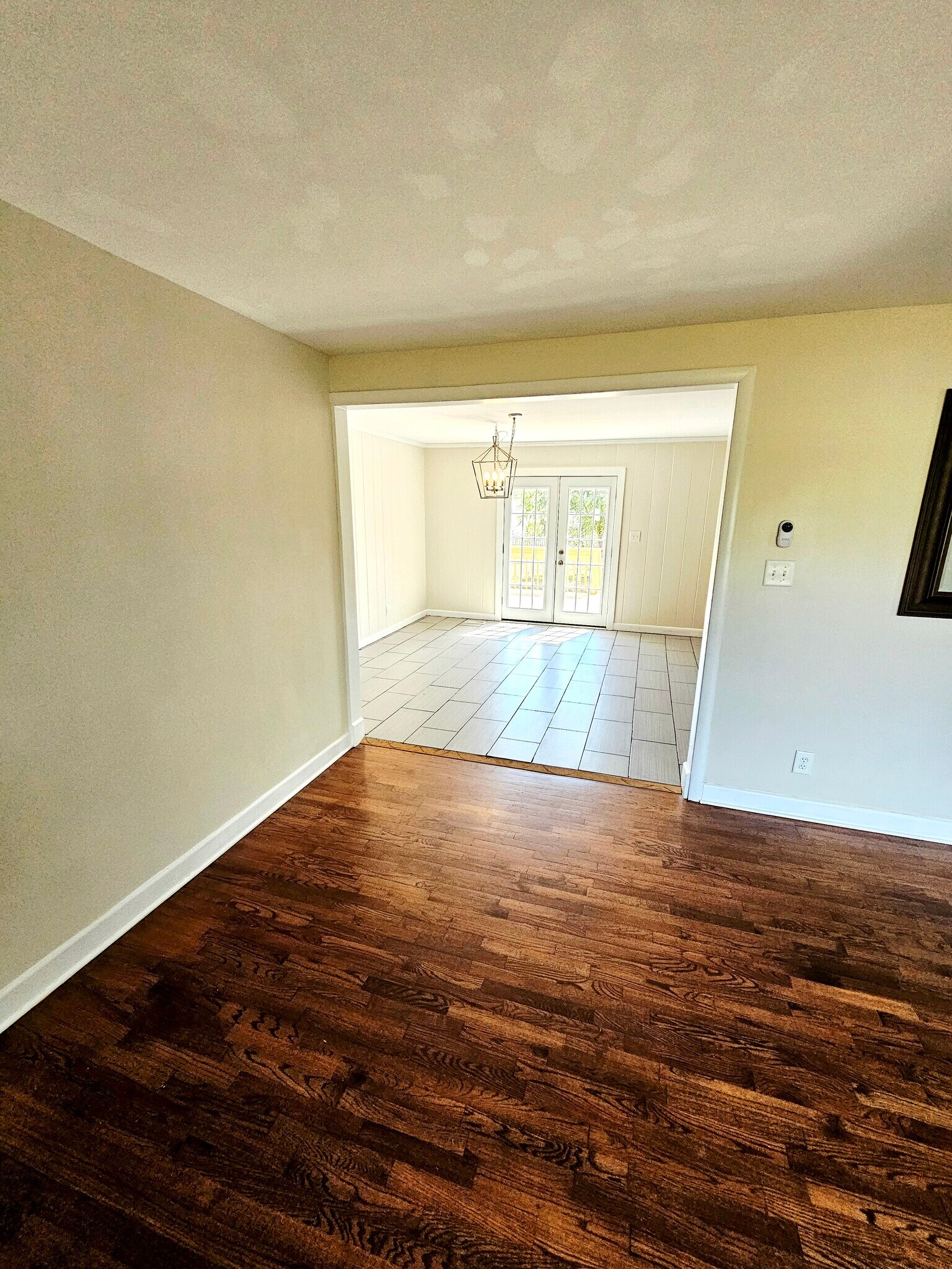 View from the living room into the dining area - 4530 Bible Church Rd
