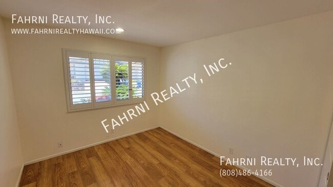 Building Photo - 98-111 Lania Way-