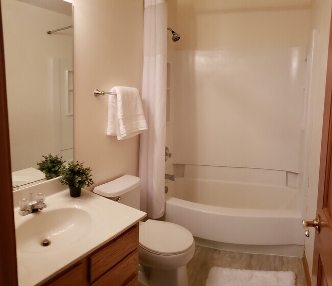 Building Photo - 3190 Teal Bay Ct