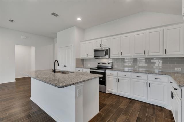 Building Photo - 11605 Alpine Springs Dr