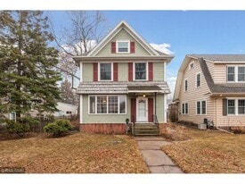 Building Photo - 1522 Minnehaha Ave W