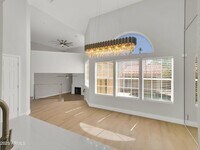 Building Photo - 11889 N 113th Pl