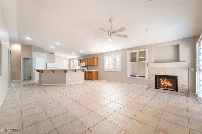 Building Photo - 1385 Dragon Rock Dr