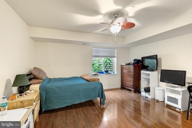 Building Photo - 1509 Frankford Ave