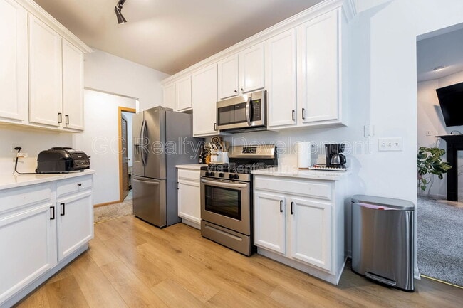 Building Photo - 1636 Fredericksburg Ln