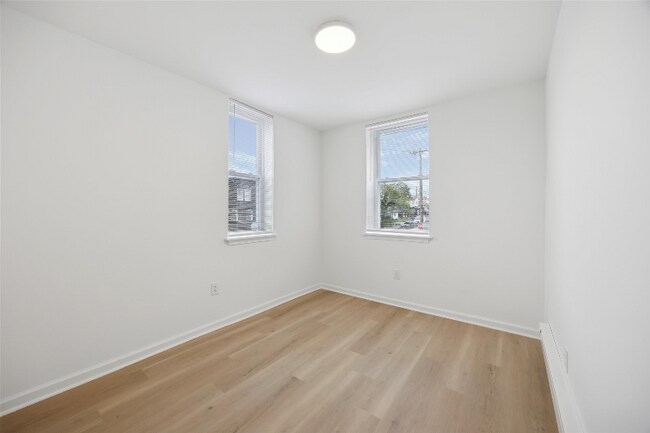 Building Photo - 1101 S Peach St