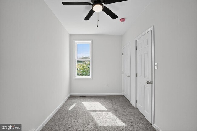 Building Photo - 4324 Otter St