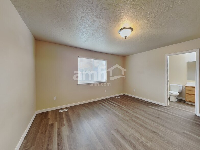 Building Photo - 4157 W Dover Dr