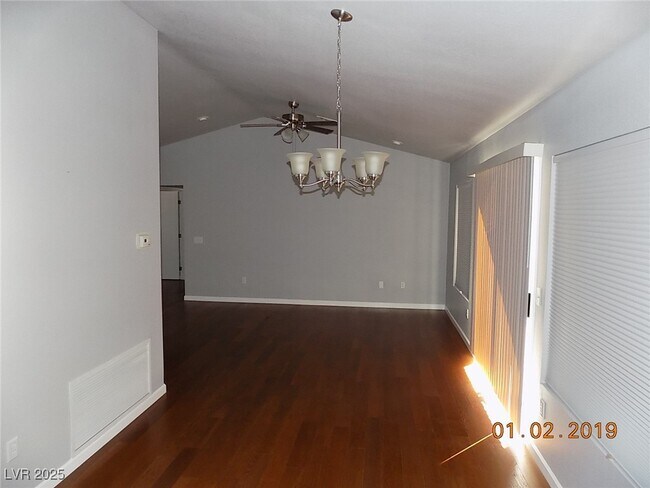 Building Photo - 9405 Slate Dr