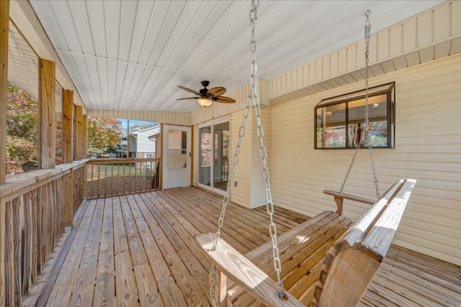 Building Photo - 5184 Orchard Hill Dr