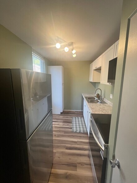 Building Photo - 6680 Chaffee Ct