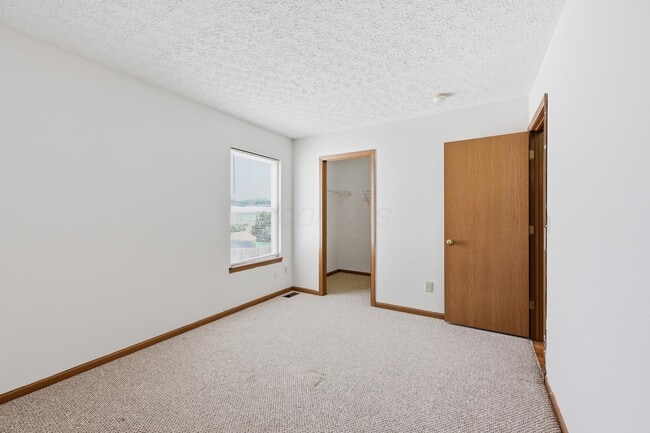 Building Photo - 6369 Brice Dale Dr