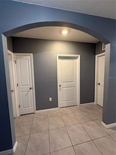 Building Photo - 33318 Hamilton Hl Ln