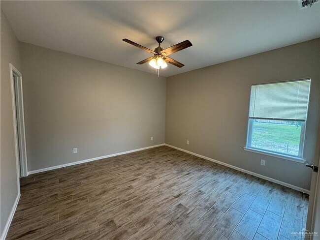 Building Photo - 1312 Sucre Dr