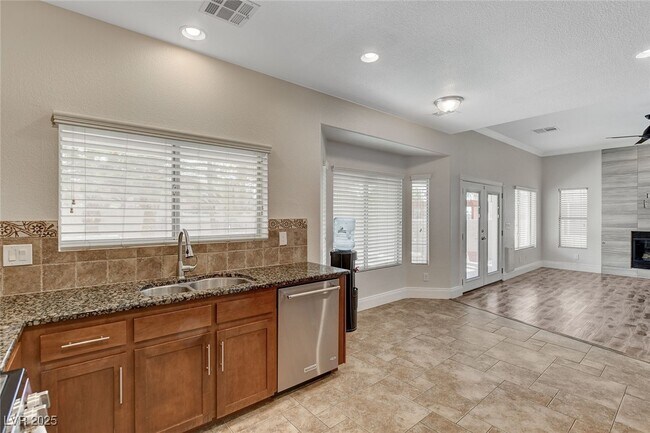 Building Photo - 191 Verde Ridge Ct
