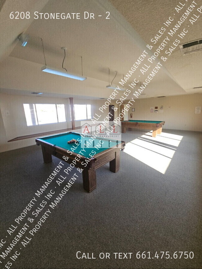 Building Photo - 6208 Stonegate Dr