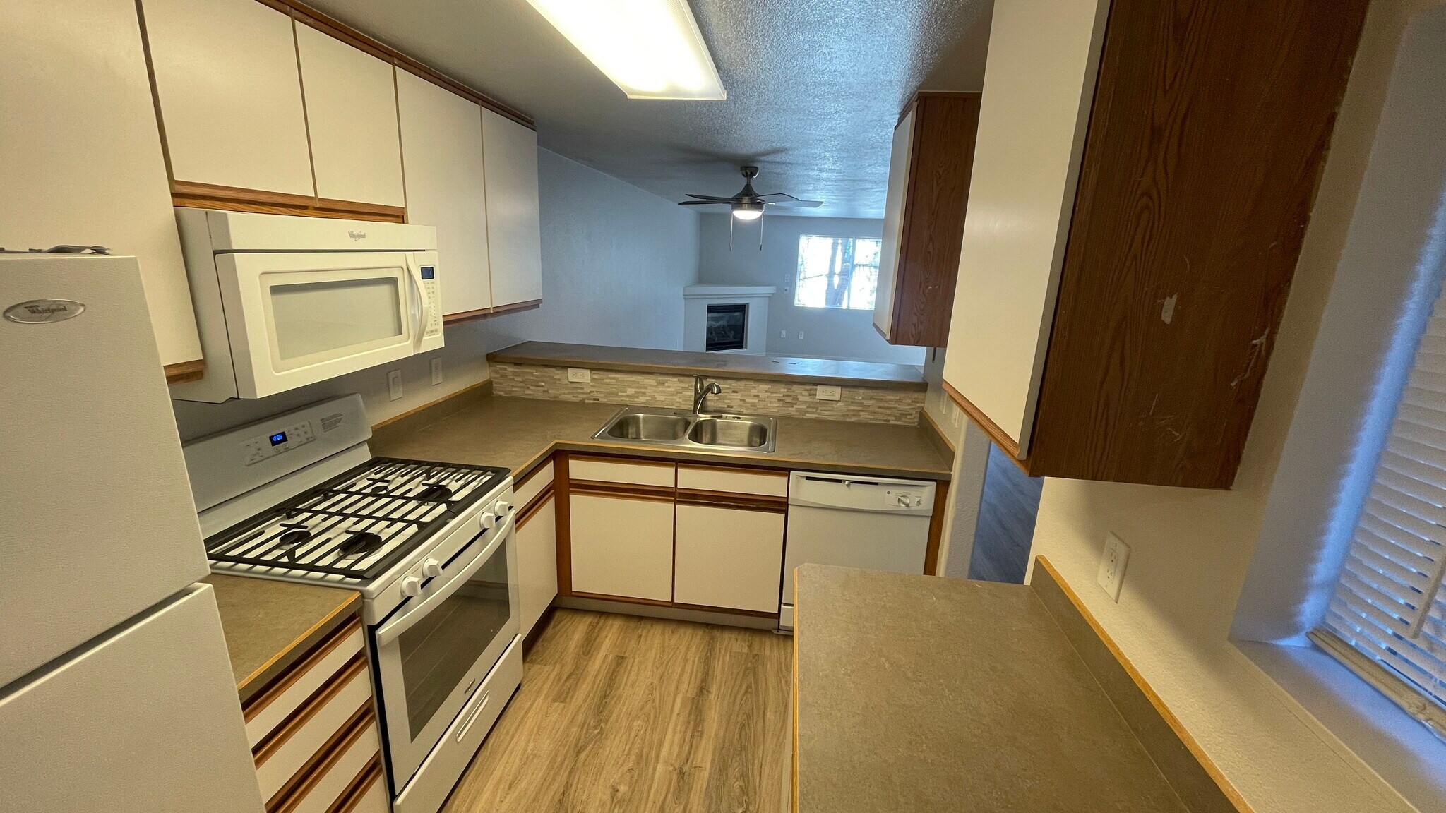 Building Photo - 508 NE Negus Loop