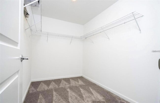 Building Photo - 13890 Title Wy