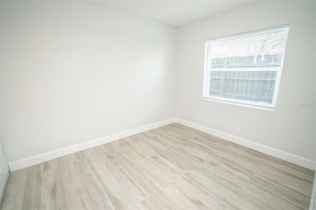 Building Photo - 11314 N 52nd St