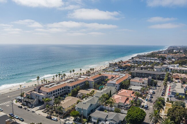 Building Photo - Carlsbad Village  Furnished 2 bedroom/2 ba...