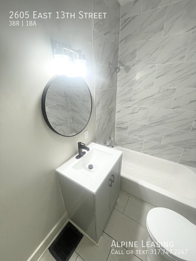 Building Photo - 2605 E 13th St