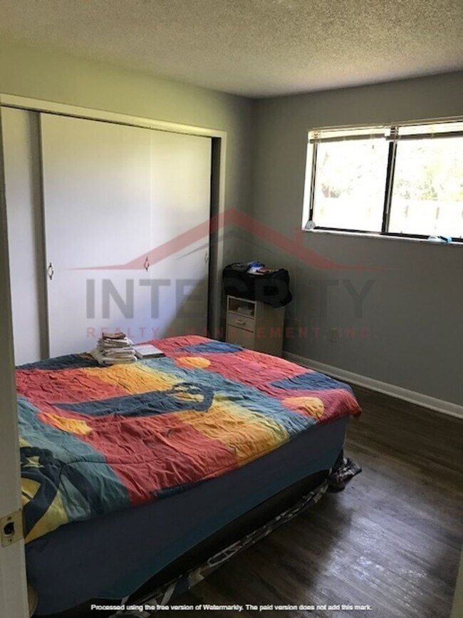Building Photo - 3 bed/2 bath in Orange Park
