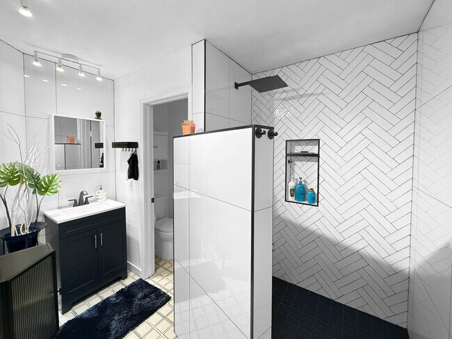 Building Photo - 75595 Dempsey Dr