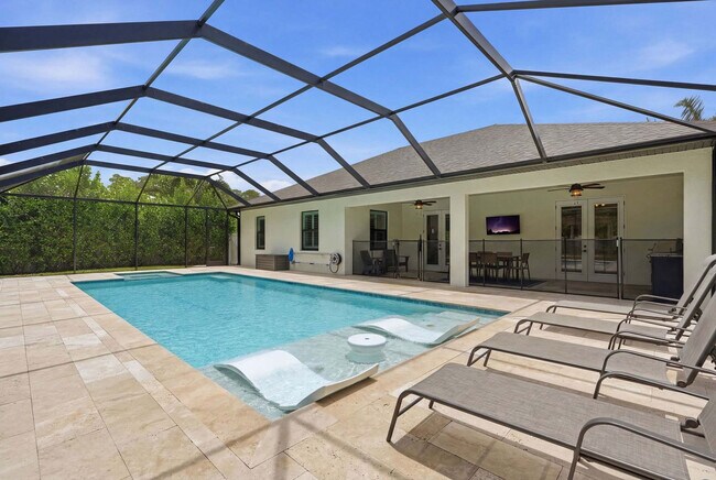 Building Photo - 3554 McComb Ln