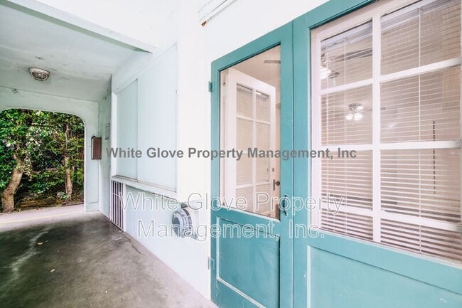Building Photo - 125 E Ellis Pl