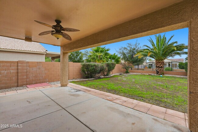 Building Photo - 3032 E Denim Trail